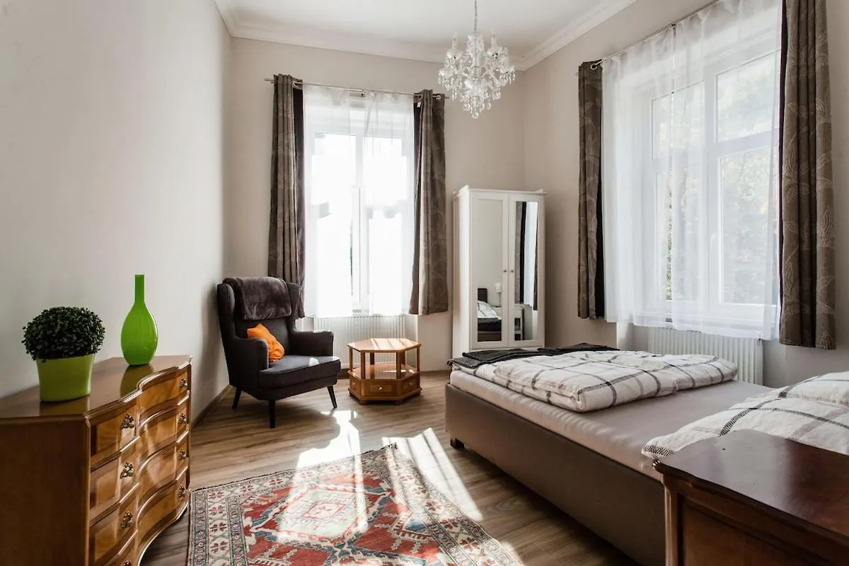 Buda Castle -Shiny 3 Bedrooms 布达佩斯 公寓