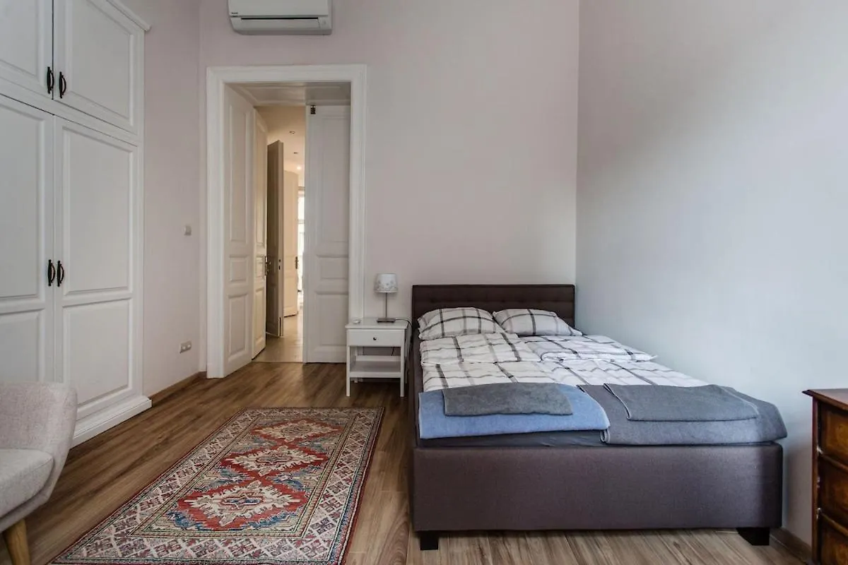公寓 Buda Castle -Shiny 3 Bedrooms 布达佩斯